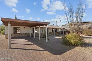 758 Kachina Dr, Wickenburg, AZ 85390 - Photo 29