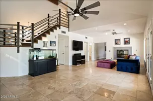 1221 E Claire Dr, Phoenix, AZ 85022 - Photo 9