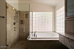 1221 E Claire Dr, Phoenix, AZ 85022 - Photo 35