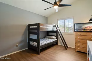 1221 E Claire Dr, Phoenix, AZ 85022 - Photo 31