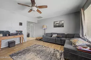 2324 W Poinsettia Dr, Phoenix, AZ 85029 - Photo 9