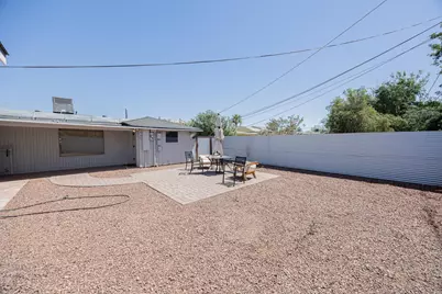 1221 E Highland Avenue #3, Phoenix, AZ 85014 - Photo 15