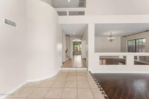 935 E San Carlos Way, Chandler, AZ 85249 - Photo 7