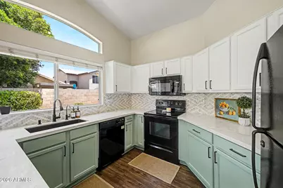 4914 W Oraibi Drive, Glendale, AZ 85308 - Photo 9