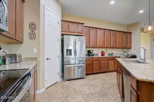 18025 W Cassia Way, Goodyear, AZ 85338 - Photo 5