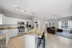 18830 N 34th Ln, Phoenix, AZ 85027 - Photo 11