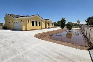 6824 W Illini St, Phoenix, AZ 85043 - Photo 1