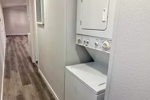 8601 N 71st Ave, Glendale, AZ 85301 - Photo 25