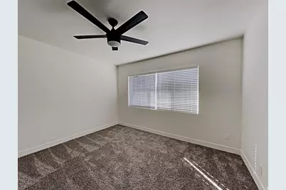 2431 W Shady Glen Avenue, Phoenix, AZ 85023 - Photo 7