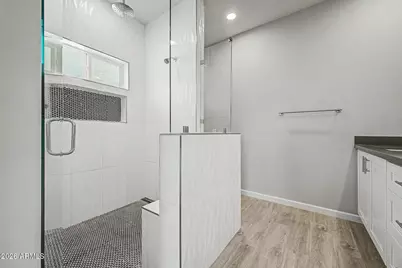 533 W Harwell Road, Phoenix, AZ 85041 - Photo 23