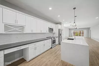 533 W Harwell Road, Phoenix, AZ 85041 - Photo 17