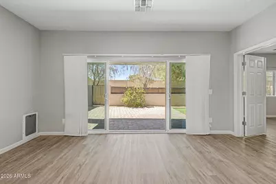 533 W Harwell Road, Phoenix, AZ 85041 - Photo 11