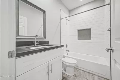 533 W Harwell Road, Phoenix, AZ 85041 - Photo 29