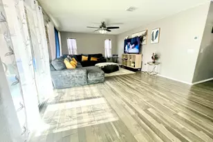 4032 S 183rd Dr, Goodyear, AZ 85338 - Photo 9