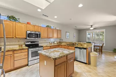 17031 W Oasis Springs Way, Surprise, AZ 85387 - Photo 7