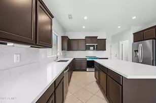 1948 W Davis Rd, Phoenix, AZ 85023 - Photo 17