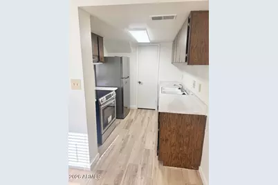8029 N 32nd Lane, Phoenix, AZ 85051 - Photo 13