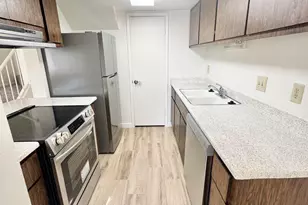 8029 N 32nd Ln, Phoenix, AZ 85051 - Photo 3