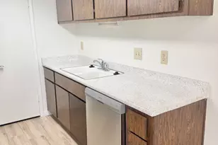 8029 N 32nd Ln, Phoenix, AZ 85051 - Photo 15