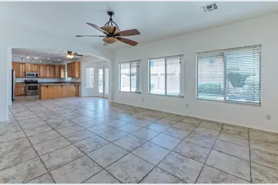 17856 W Watson Lane, Surprise, AZ 85388 - Photo 9