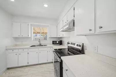 2317 W Weldon Avenue, Phoenix, AZ 85015 - Photo 9
