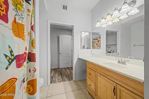 2929 W Yorkshire Dr, Phoenix, AZ 85027 - Photo 15