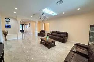 6830 N 14th St, Phoenix, AZ 85014 - Photo 9
