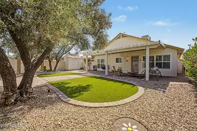 19401 N 6th Place, Phoenix, AZ 85024 - Photo 31