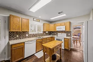 19401 N 6th Pl, Phoenix, AZ 85024 - Photo 13