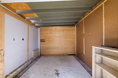 3217 W Banff Lane, Phoenix, AZ 85053 - Photo 31