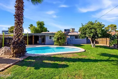 3217 W Banff Lane, Phoenix, AZ 85053 - Photo 29