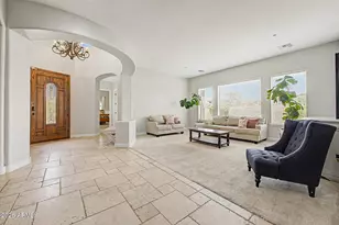 12071 W Morning Vista Dr, Peoria, AZ 85383 - Photo 9