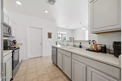 7027 W St Charles Avenue, Laveen, AZ 85339 - Photo 11