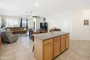 25152 N 135th Ave, Peoria, AZ 85383 - Photo 5