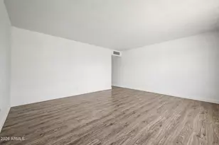 3616 W Stella Ln, Phoenix, AZ 85019 - Photo 7