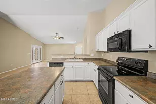 12502 W Grant St, Avondale, AZ 85323 - Photo 11