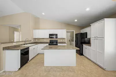 12502 W Grant Street, Avondale, AZ 85323 - Photo 9