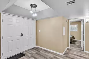 18811 N 19th Ave, Phoenix, AZ 85027 - Photo 9