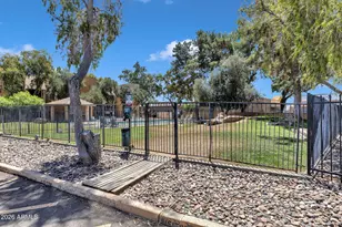 18811 N 19th Ave, Phoenix, AZ 85027 - Photo 25