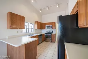 9210 N 104th Pl, Scottsdale, AZ 85258 - Photo 11