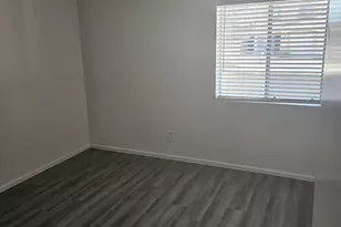 3810 E Earll Dr, Phoenix, AZ 85018 - Photo 9