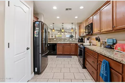 2215 E Hazeltine Way, Gilbert, AZ 85298 - Photo 25