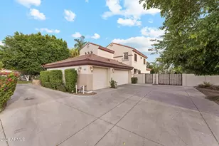 3921 E Fairfield Cir, Mesa, AZ 85205 - Photo 11