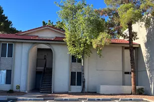 10610 S 48th St, Ahwatukee, AZ 85044 - Photo 1