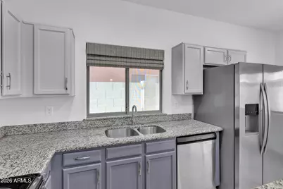 1620 S 80th Drive, Phoenix, AZ 85043 - Photo 11