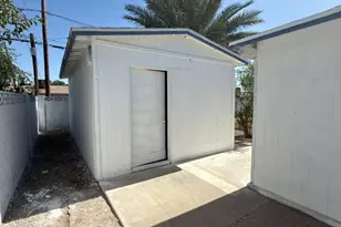 2827 W Cavalier Dr, Phoenix, AZ 85017 - Photo 27