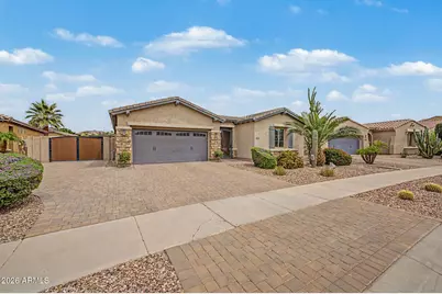 14468 W Desert Flower Drive, Goodyear, AZ 85395 - Photo 5