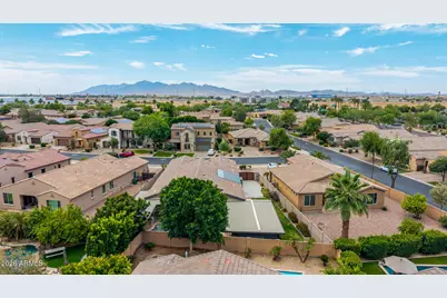 14468 W Desert Flower Drive, Goodyear, AZ 85395 - Photo 37