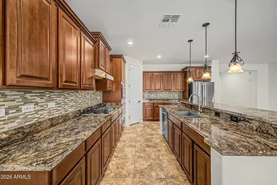 14468 W Desert Flower Drive, Goodyear, AZ 85395 - Photo 9