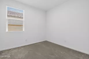 3253 W Juniper Canyon Dr, Phoenix, AZ 85083 - Photo 25